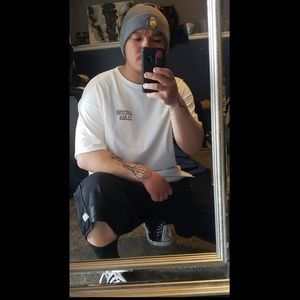 Meet your Posher, Cesar